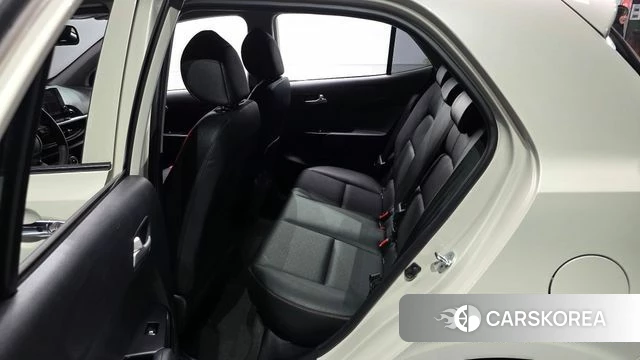 Kia Morning Urban (JA) 2022 Жемчужный цвет из Кореи, фото 3