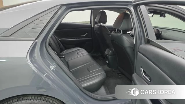 Hyundai The New Avante (CN7) 2023 Серый из Кореи, фото 3