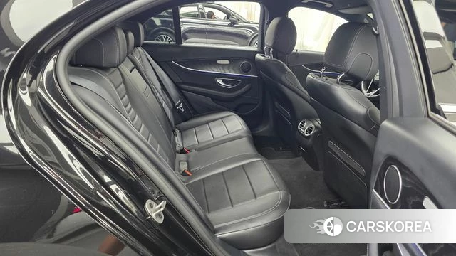 Mercedes-Benz E-Class W213 2022 Черный из Кореи, фото 3