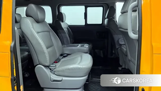 Hyundai The New Grand Starex 2019 Желтый из Кореи, фото 3