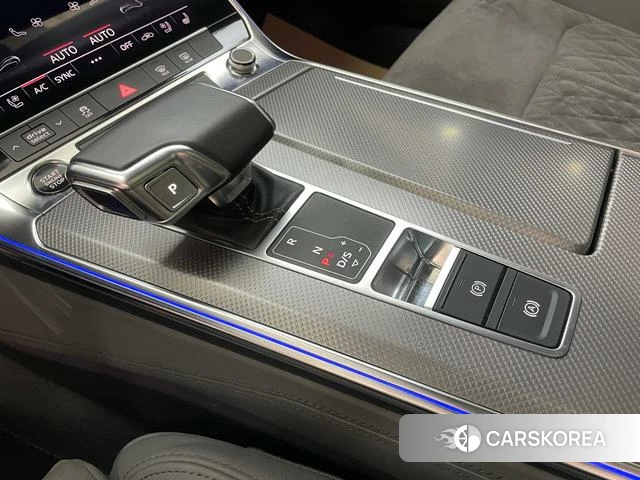 Audi A6L 2022 Черный из Китая, фото 3