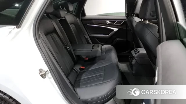 Audi A6 (C8) 2023 Белый из Кореи, фото 3