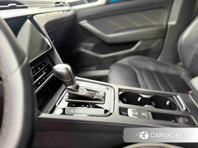 Volkswagen CC 2023 Белый из Китая, фото 3