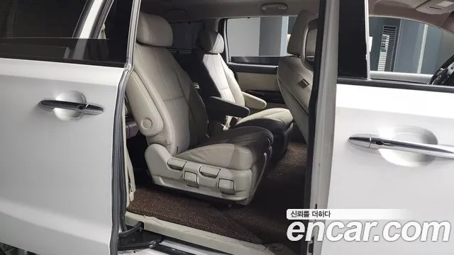 Kia The New Carnival id 2406007 из Кореи 3