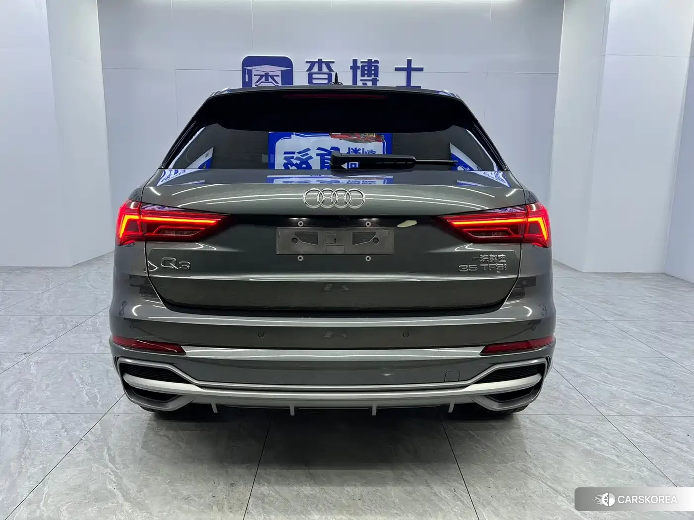Audi Q3 2023 Silver/gray из Китая, фото 3