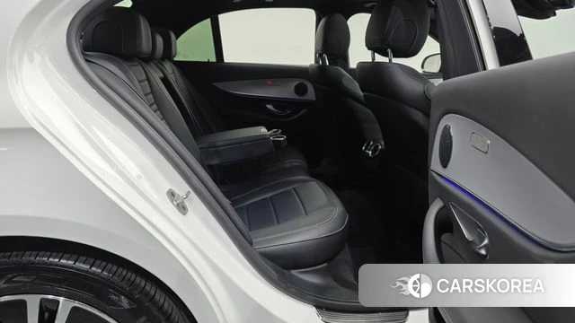 Mercedes-Benz E-Class W213 2021 Белый из Кореи, фото 3