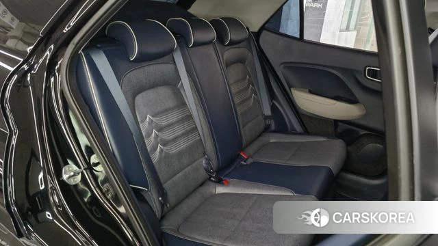 Hyundai Venue 2020 Черный из Кореи, фото 3