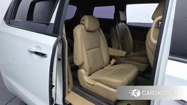 Kia The New Carnival 2019 Белый из Кореи, фото 3