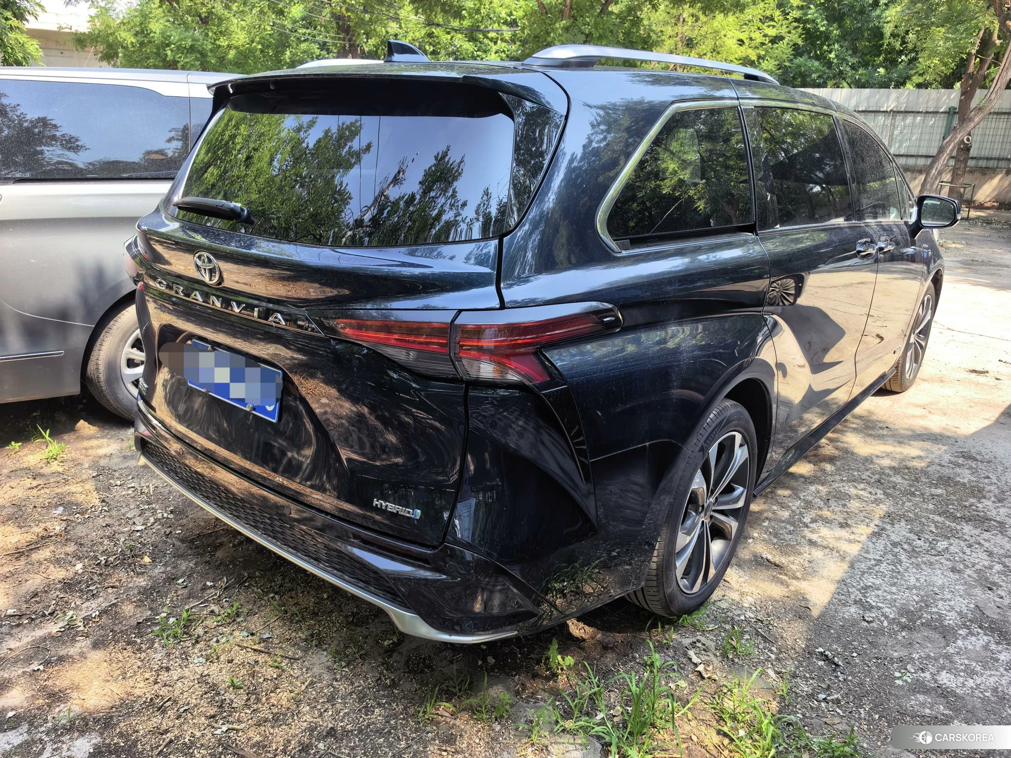 Toyota Grevia 2022 Синий из Китая, фото 3