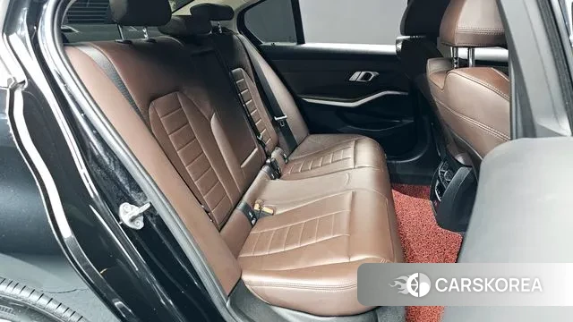 BMW 3 Series (G20) 2022 Черный из Кореи, фото 3