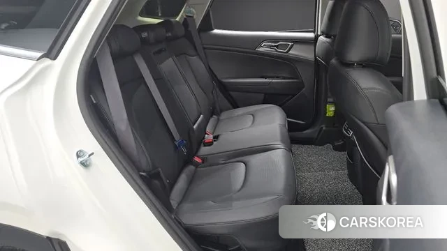 Kia Sportage 5th Generation Hybrid 2024 Белый из Кореи, фото 3