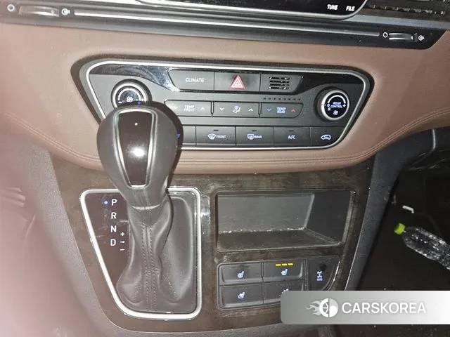 Hyundai The New Grand Starex 2018 Черный из Кореи, фото 3