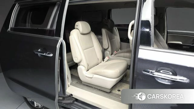 Kia The New Carnival 2019 Серый из Кореи, фото 3