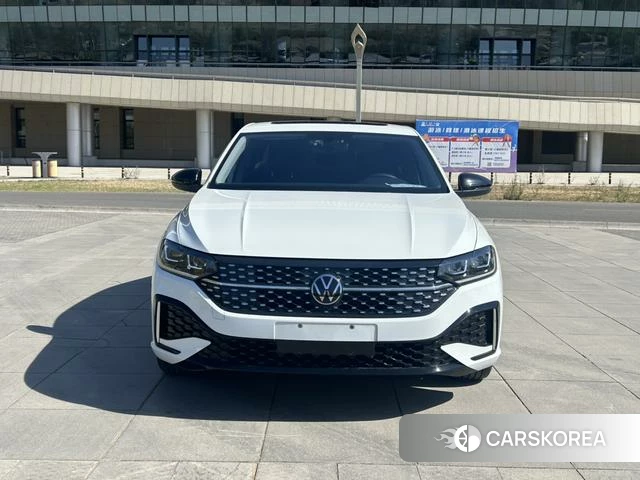 Volkswagen Lavida 2022 Белый из Китая, фото 3