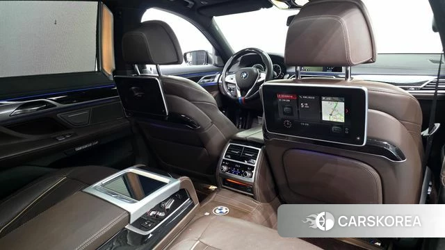 BMW 7 Series (G11) 2018 Коричневый из Кореи, фото 3
