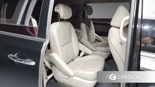 Kia The New Carnival 2018 Черный из Кореи, фото 3