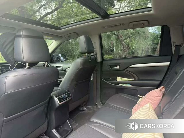 Toyota Highlander 2021 Черный из Китая, фото 3