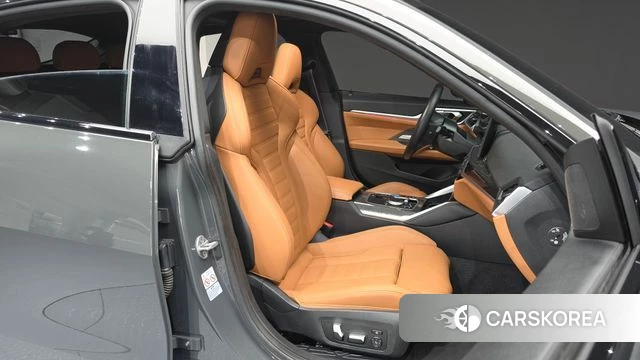 BMW i4 2023 Серый из Кореи, фото 3