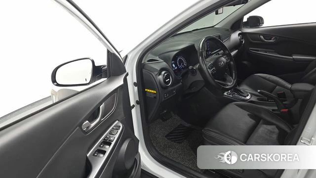 Hyundai Kona 2018 Белый из Кореи, фото 3