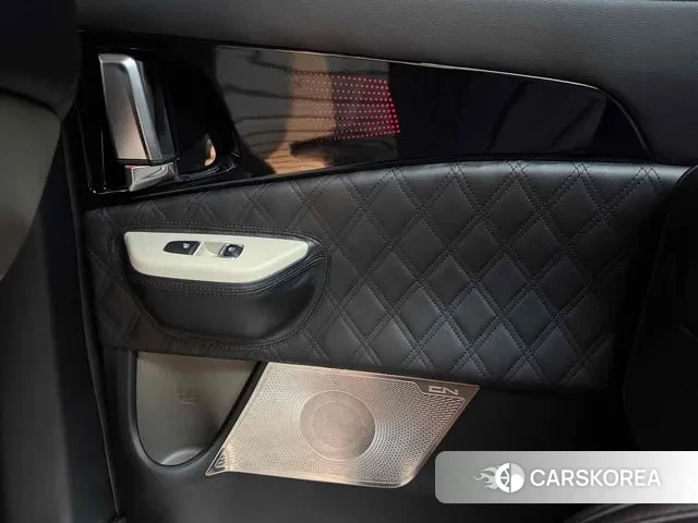 Kia The New Carnival 4th Generation 2024 Черный из Кореи, фото 3