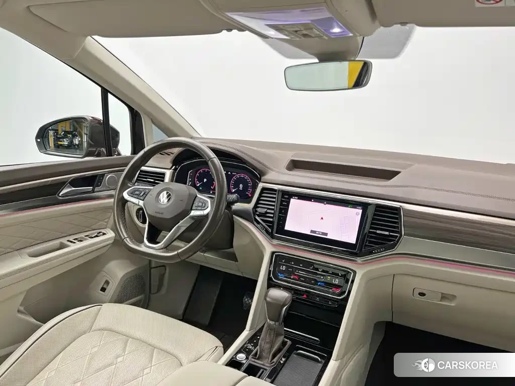 Volkswagen Viloran 2020 Red/purple из Китая, фото 3