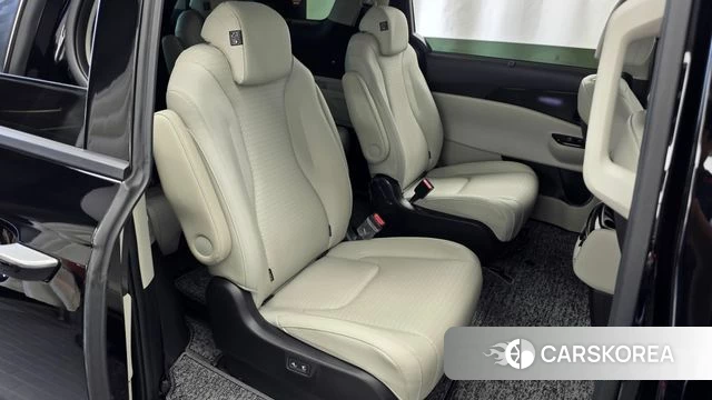 Kia Carnival 4th generation 2022 Черный из Кореи, фото 3