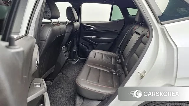 Chevrolet (GM Daewoo) Trax Crossover 2023 Белый из Кореи, фото 3