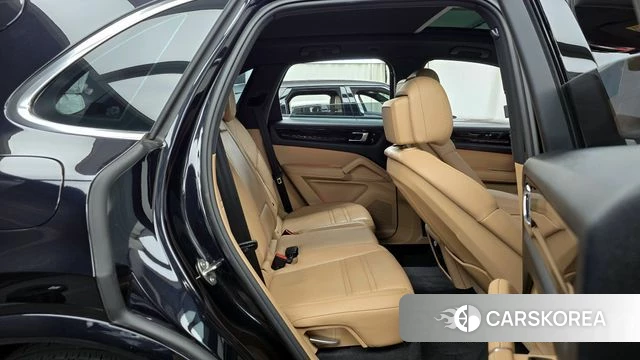 Porsche Cayenne (PO536) 2019 Черный из Кореи, фото 3