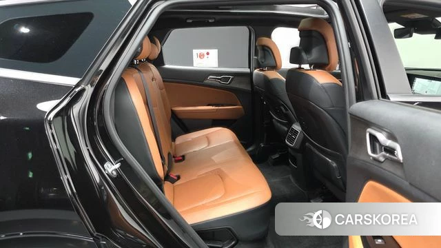 Kia Sportage 5th Generation Hybrid 2022 Черный из Кореи, фото 3