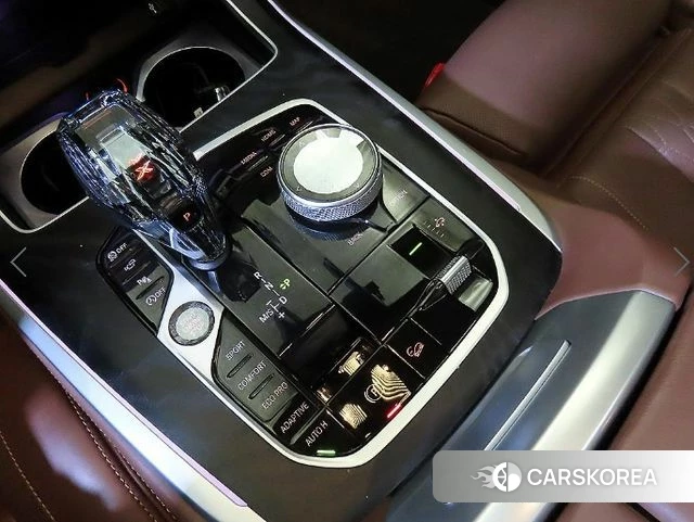 BMW X7 (G07) 2022 Черный из Кореи, фото 3