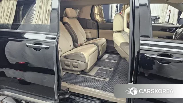 Kia Carnival 4th generation 2022 Черный из Кореи, фото 3