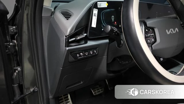 Kia Di Ol Nu Niro 2025 Серый из Кореи, фото 3