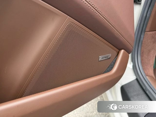 Porsche 911(992) 2024 Серебристо-серый из Кореи, фото 3