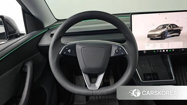 Tesla Model Y 2025 Черный из Кореи, фото 3