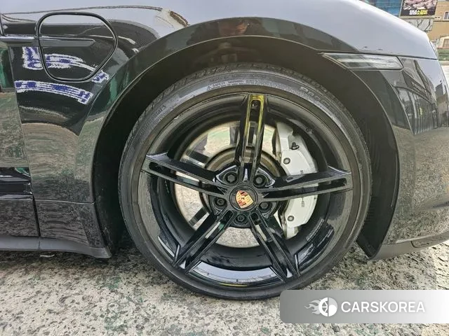 Porsche Taycan 2021 Черный из Кореи, фото 3