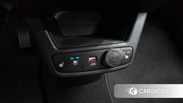 Kia The New Kia Ray 2023 Белый из Кореи, фото 3