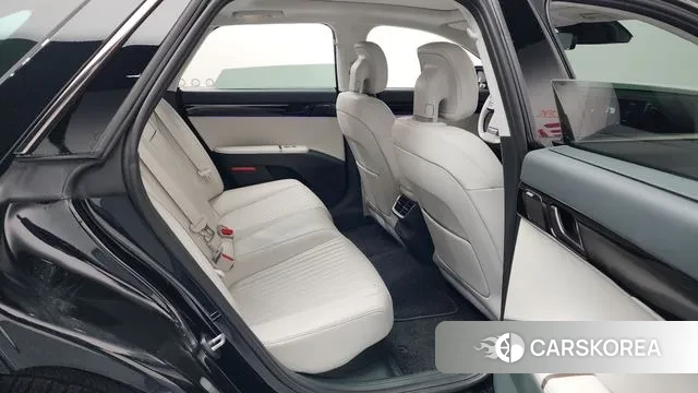 Hyundai Grandeur Hybrid (GN7) 2024 Черный из Кореи, фото 3