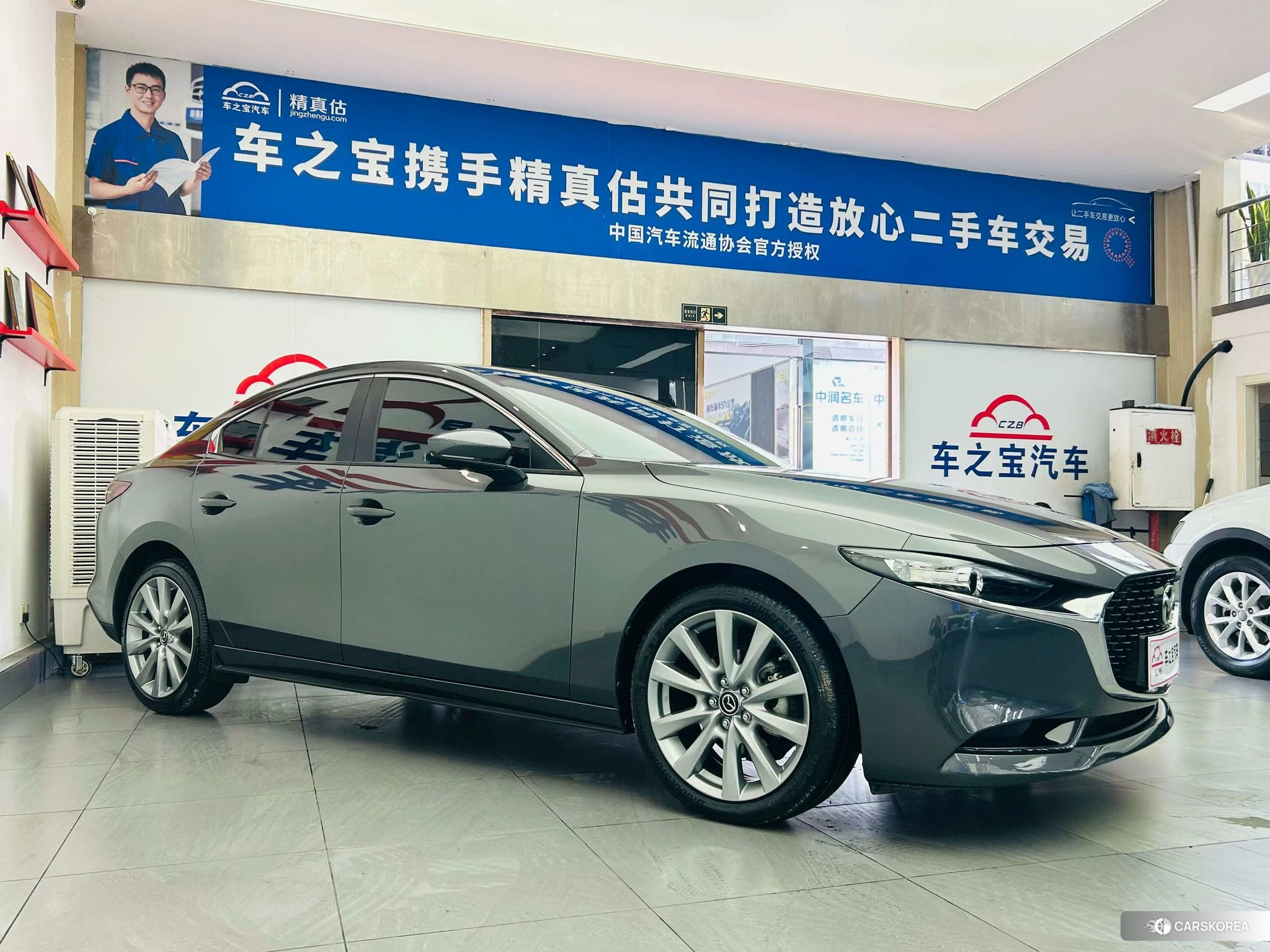 Mazda 3 Angkesaila 2021 Темно-серый из Китая, фото 3