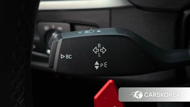 BMW 3 Series (F30) 2018 Белый из Кореи, фото 3