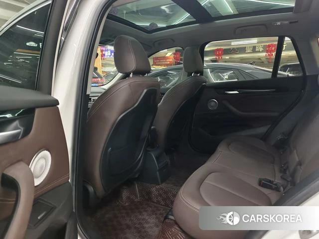 BMW X1 2021 Белый из Китая, фото 3