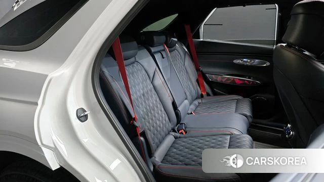 Genesis GV70 2022 Белый из Кореи, фото 3