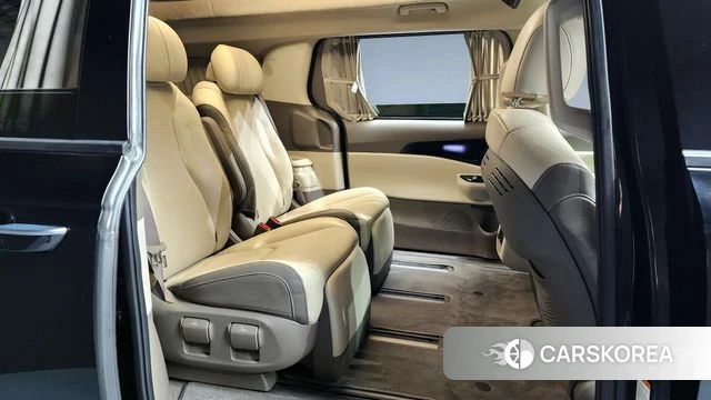 Kia Carnival 4th generation 2023 Черный из Кореи, фото 3