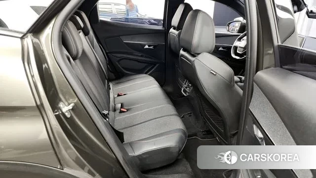 Peugeot 3008 second generation 2019 Серый из Кореи, фото 3