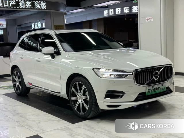 Volvo XC60 PHEV 2021 Белый из Китая, фото 3