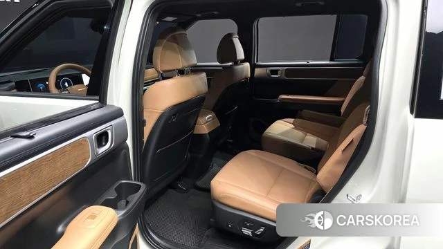 Hyundai Santa Fe (MX5) 2024 Жемчужный цвет из Кореи, фото 3