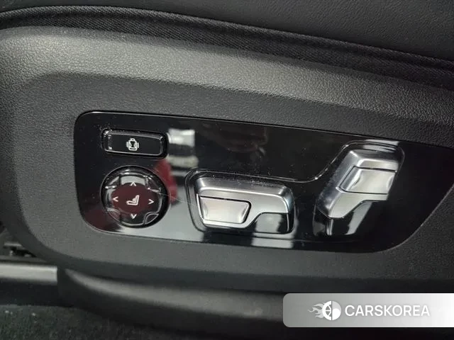 BMW XM (G09) 2023 Оранжевый из Кореи, фото 3