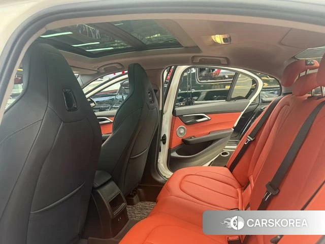 BMW 1 series 2022 Белый из Китая, фото 3