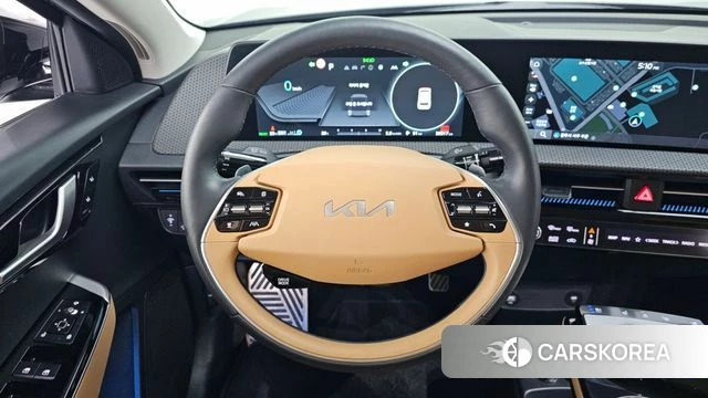 Kia EV6 2023 Черный из Кореи, фото 3