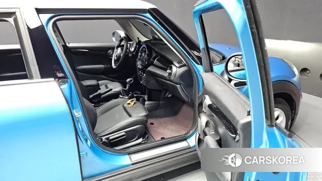 Mini Cooper 2019 Небесно-голубой из Кореи, фото 3