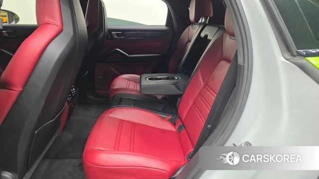 Porsche Cayenne (PO536) 2022 Светло-зеленый из Кореи, фото 3